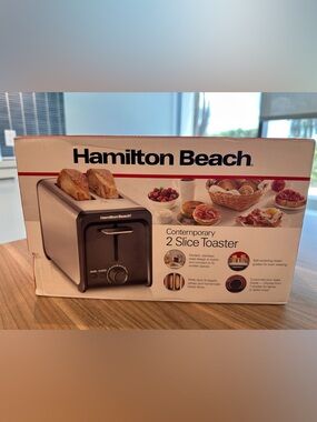 Hamilton Beach 2-Slice Toaster in Stainless Steel and Black